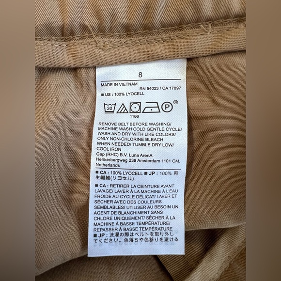 Banana Republic Shorts Women’s Size 8 Tan Shorty w/ Belt NWT ! High Rise - Picture 5 of 7